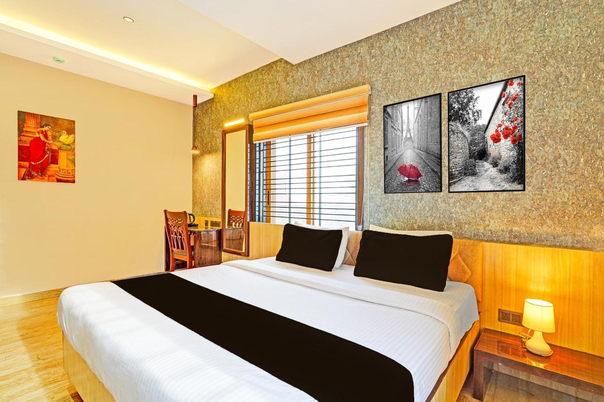Super Townhouse Indiranagar Hotel Bangalore Eksteriør billede
